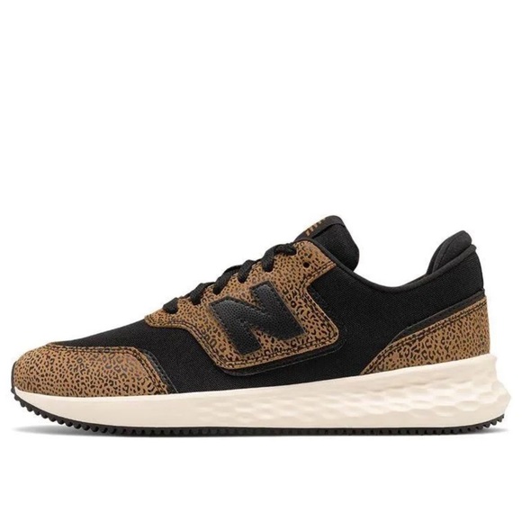 New Balance rare Cheetah 🐆 sneaks - Picture 3 of 7